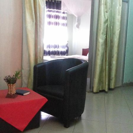 Daysinn Hotel Lira Extérieur photo