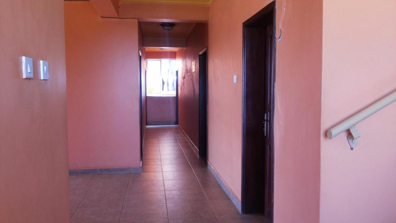 Daysinn Hotel Lira Extérieur photo